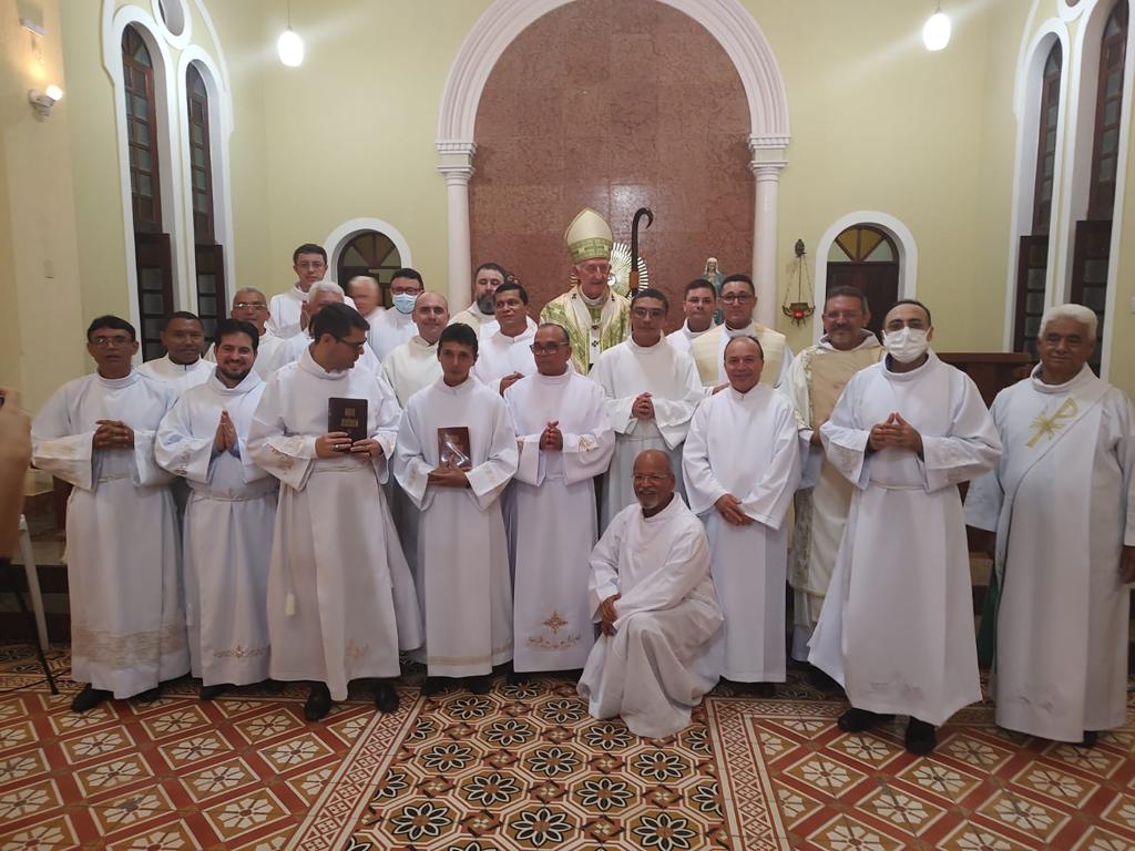 Ritos de admissão as Ordens Sacras